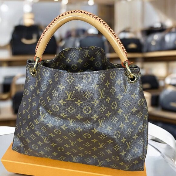 LOUIS VUITTON Artsy MM Monogram LV Hobo Shoulder Bag Monogram + Dust Bag & Tags - Picture 5 of 16